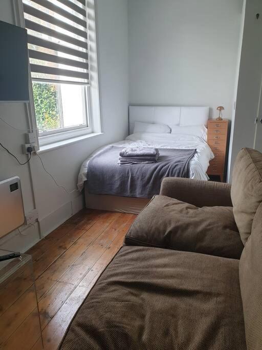 4 Quiet Compact Studio With Garden View - Best Location - Comfortable - Quiet Apartamento Brighton Exterior foto