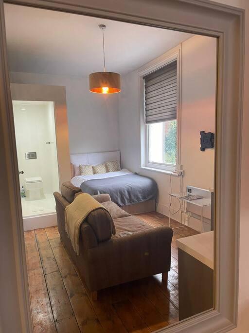 4 Quiet Compact Studio With Garden View - Best Location - Comfortable - Quiet Apartamento Brighton Exterior foto